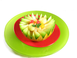 melon relleno con frutas